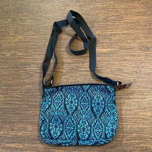 Ipad Case. Shock absorbant. Water resistant. Rugged and versatile.